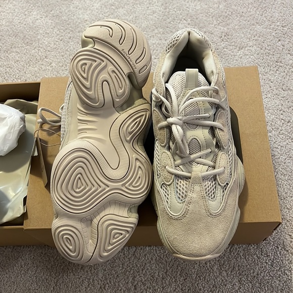 Brand new never wear yeezy 500 blush - Picture 2 of 12